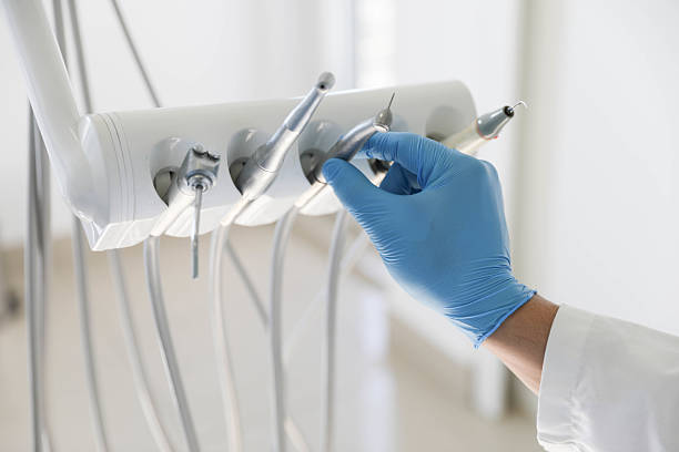 Professional Emergency Dentist technician working in Verona, MS